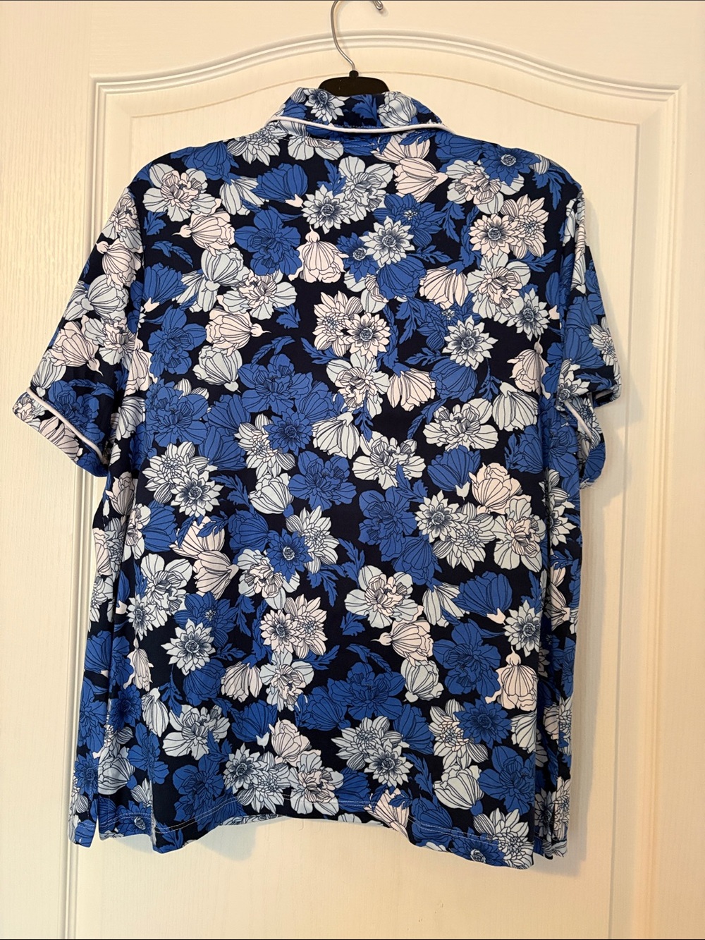 Jones New York Navy and Blue Floral Pajama Top and Bottom with White Piping - Picture 10 of 16